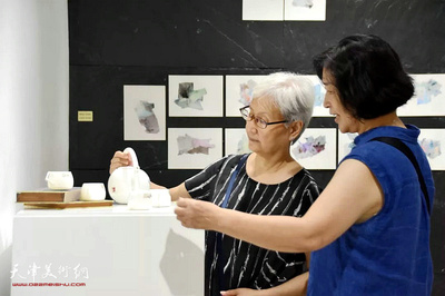 以多元敘述的視角展開&ldquo;王愛君:一卷山&rdquo;煙臺美術博物館個展